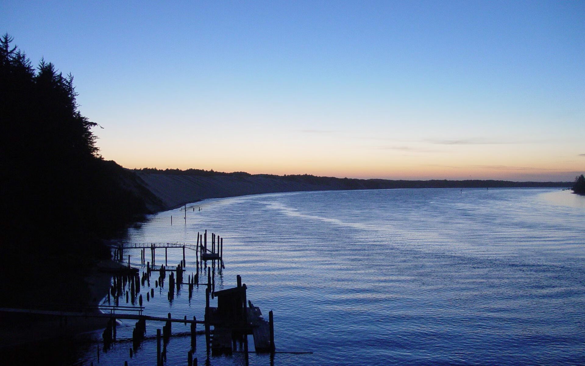 绿茵地缘政治，多特蒙德基因强压南非风暴，楚阿梅尼一记铁幕导弹终结悬念