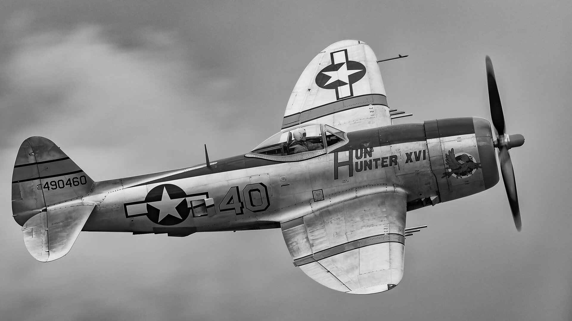 在刀锋上呼吸，贝恩0.8秒的沉默与三分球的雷鸣